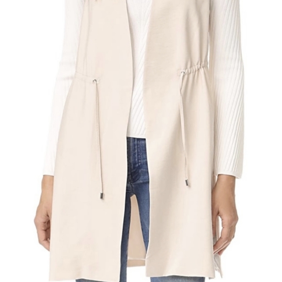 Club Monaco Oralie Vest - Picture 2 of 9